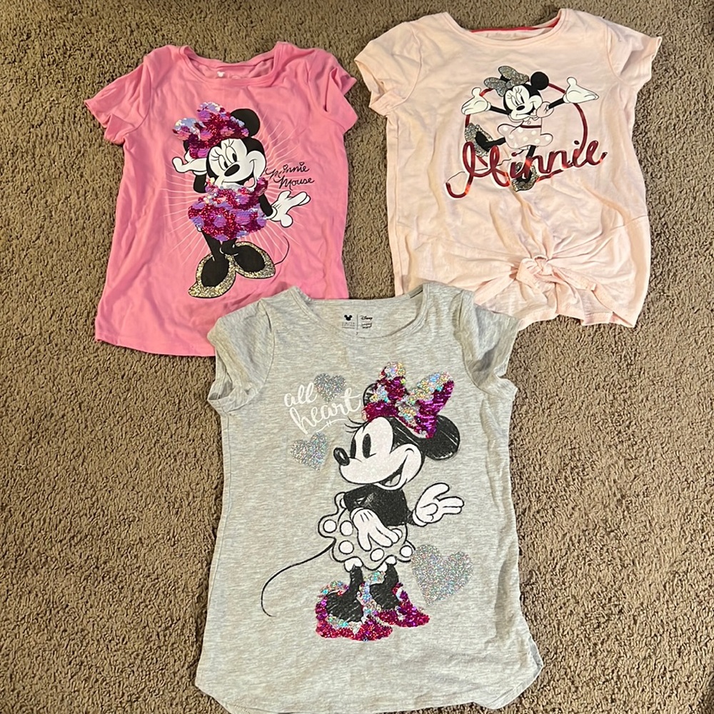 Set of minnie mouse t shirts
